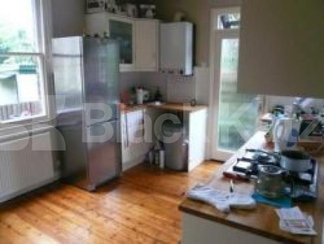 			LET!, 2 Bedroom, 1 bath, 1 reception Ground Floor Flat			 Crescent Road, ALEXANDRA PALACE